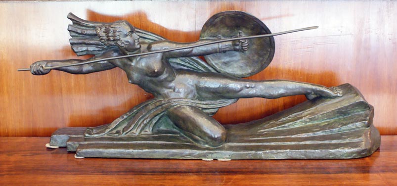 Marcel andre bouraine: Sculture Vintage Female warrior bronzo del XX Secolo Opera originale e disponibile - Robertaebasta® Art Gallery opere d’arte esclusive.